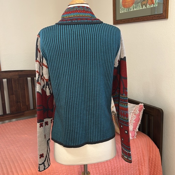 Icelandic Designs Wool Blend Snap Closure 2 Zipper Pockets Cardigan size M - Picture 6 of 16